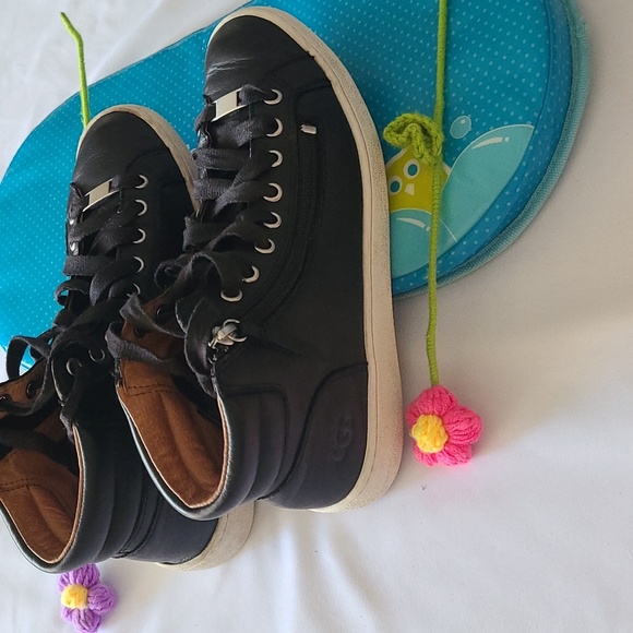 UGG sneakers - Picture 8 of 13